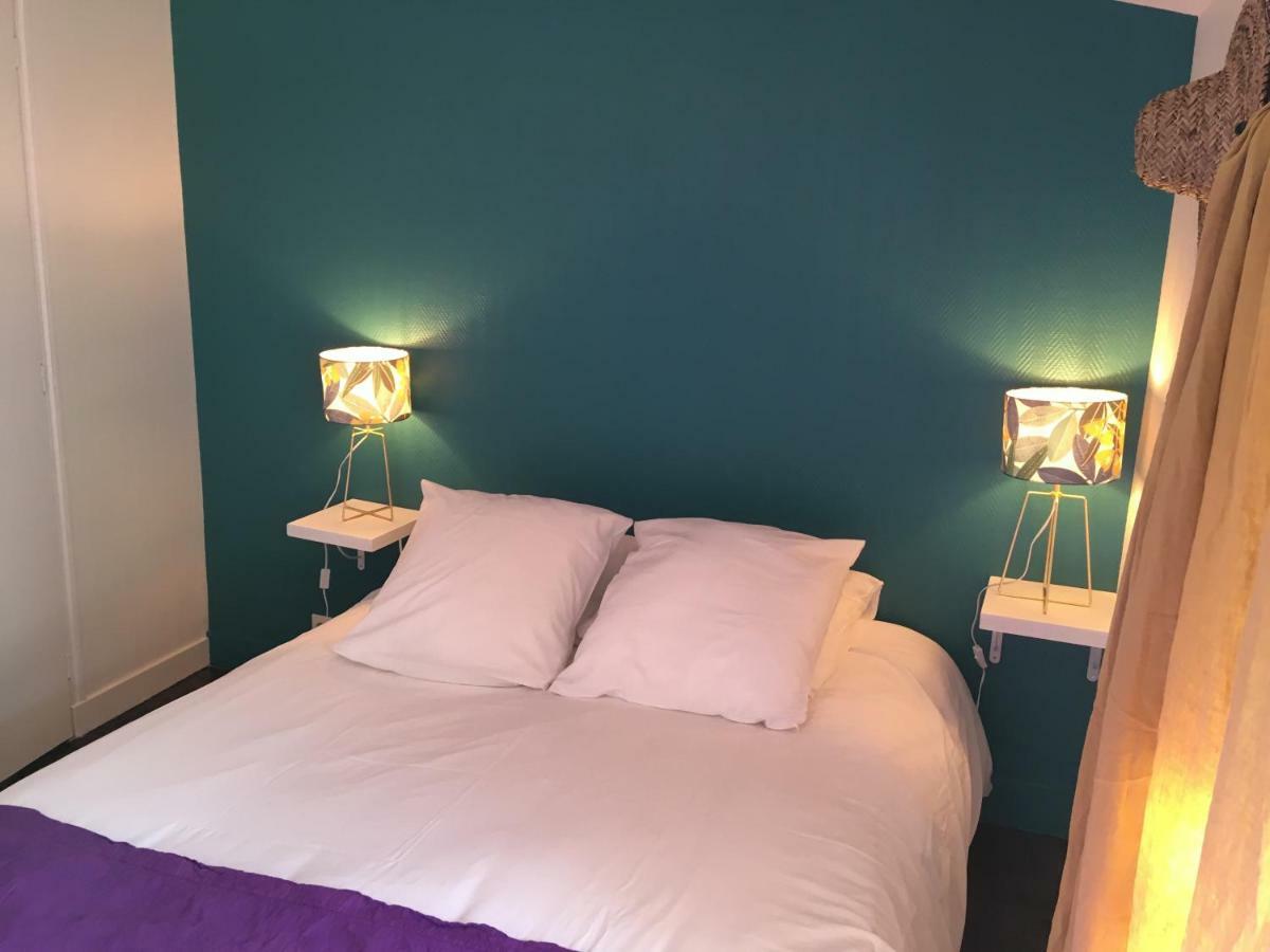 Hotel De Ville 3 Et Parking La Rochelle  Zewnętrze zdjęcie