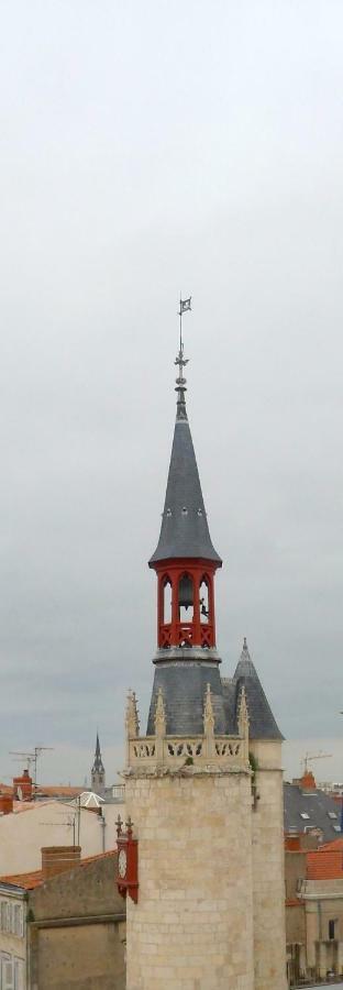 Hotel De Ville 3 Et Parking La Rochelle  Zewnętrze zdjęcie